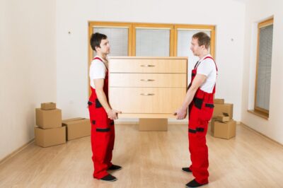 The best places and tips to get free moving boxes and supplies