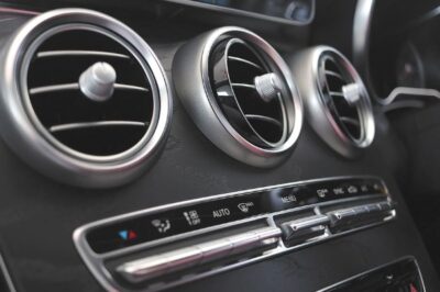 A Comprehensive Guide on Top-Notch Car AC Maintenance