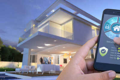 Smart Homes, Smarter Designs: Incorporating Technology in Architecture