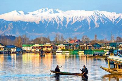 Explore the beauty of Kashmir by choosing the appropriate Kashmir Holiday packages.